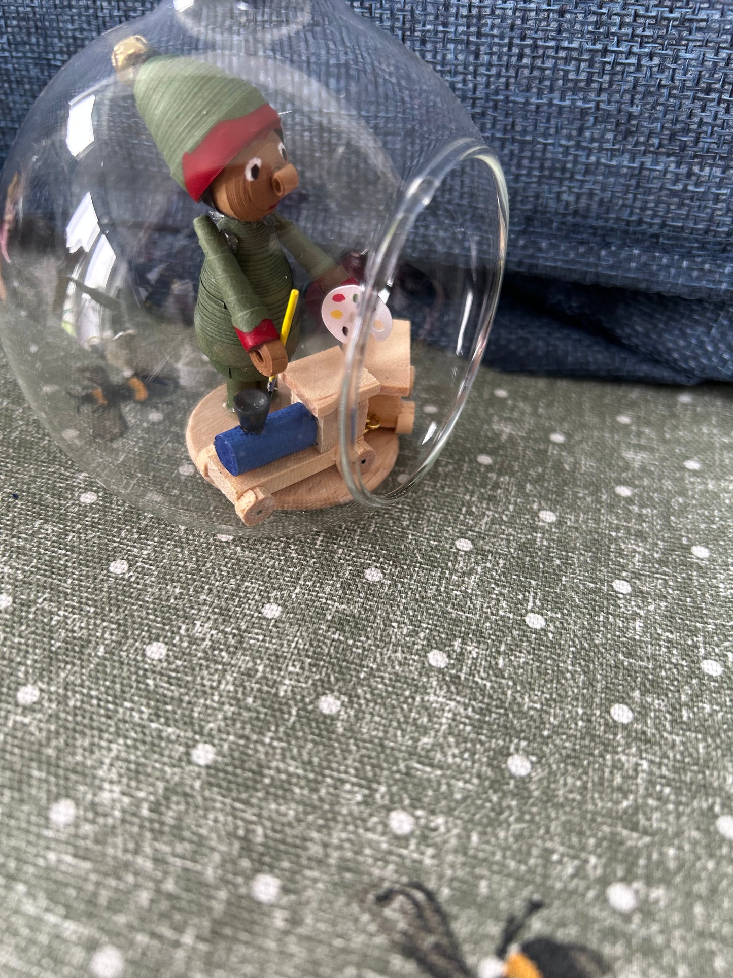 Elf bauble