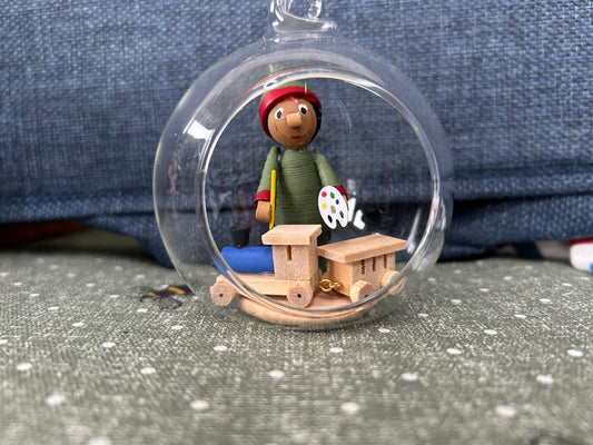 Elf bauble