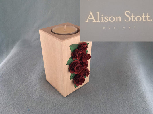 Wooden tealight holder (roses 1)
